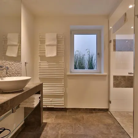 Apartmenthaus Gurtdeel 4 *